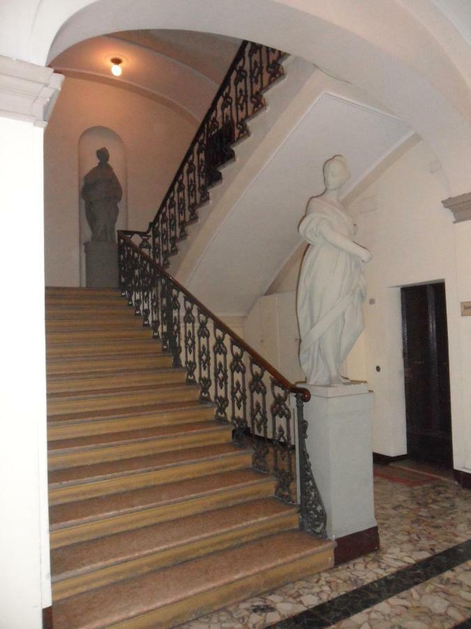Le Grenier Apartment Bologna Bagian luar foto